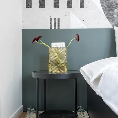 Amazing Terrace Superb 3br Flat - Location