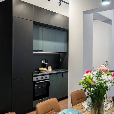 Amazing Terrace Superb 3br Flat - Location