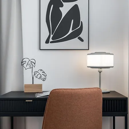 Amazing Terrace Superb 3br Flat - Location Boekarest