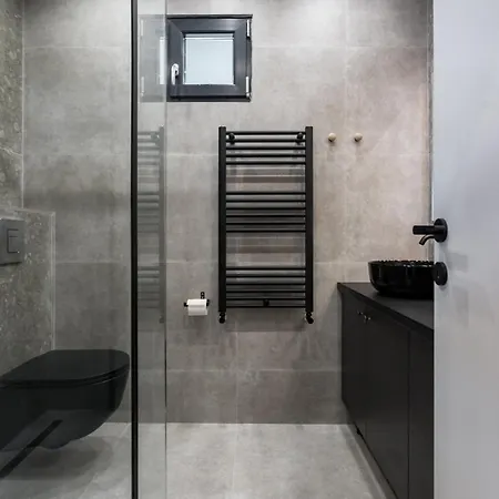 Amazing Terrace Superb 3br Flat - Location