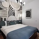 Amazing Terrace Superb 3br Flat - Location شقة
