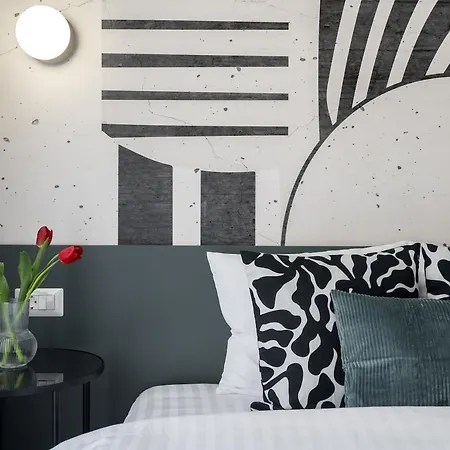 Amazing Terrace Superb 3br Flat - Location *