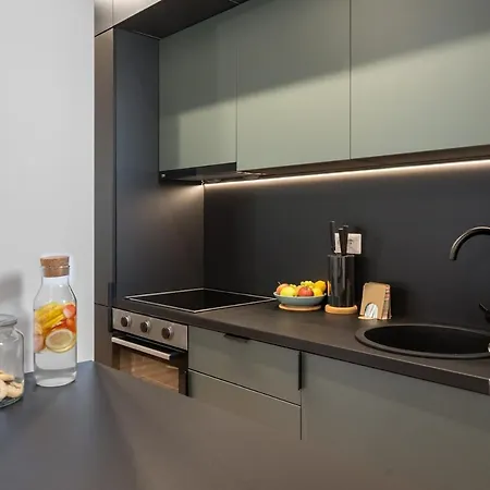 Amazing Terrace Superb 3br Flat - Location Apartment