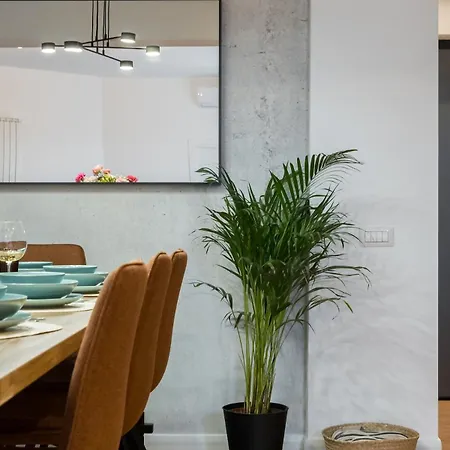 Appartamento Amazing Terrace Superb 3br Flat - Location Bucarest