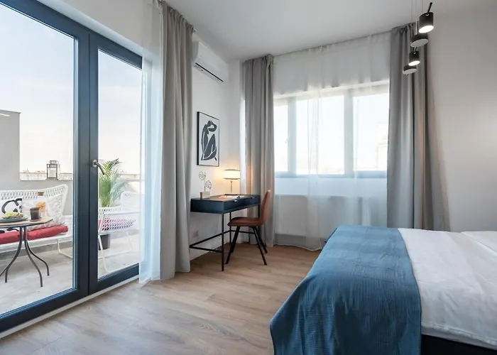 Amazing Terrace Superb 3br Flat - Location Bukarest