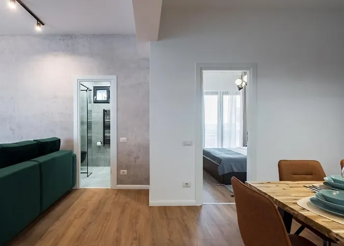 Amazing Terrace Superb 3br Flat - Location Апартаменти