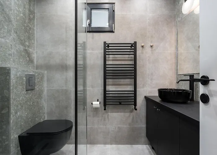 Amazing Terrace Superb 3br Flat - Location *