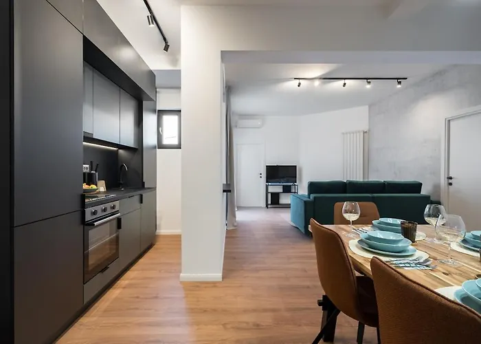 Amazing Terrace Superb 3br Flat - Location Апартаменти