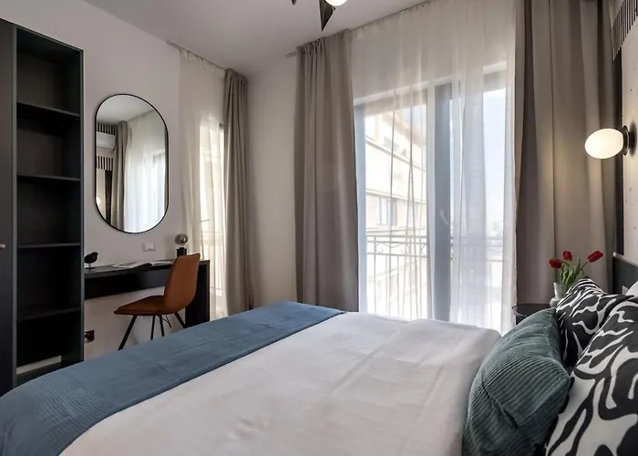 Apartman Amazing Terrace Superb 3br Flat - Location