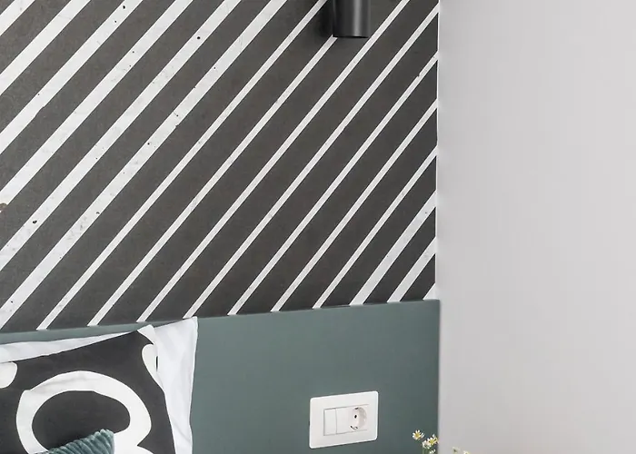 Amazing Terrace Superb 3br Flat - Location *