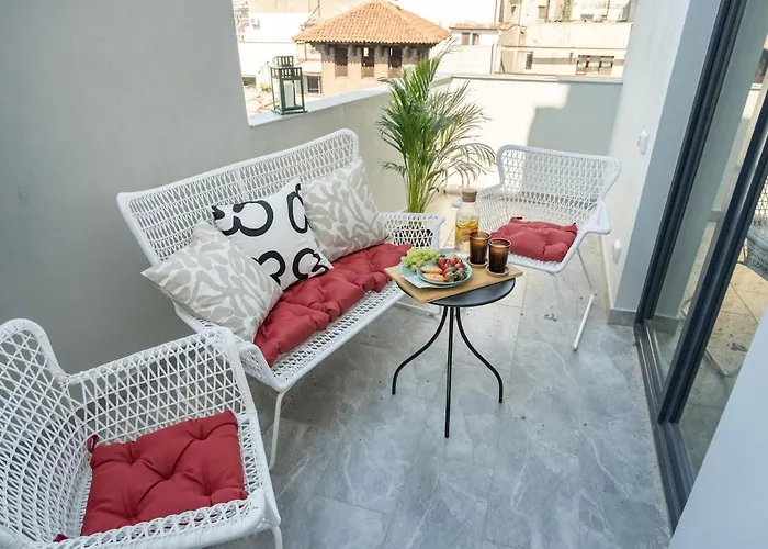 Апартаменти Amazing Terrace Superb 3br Flat - Location