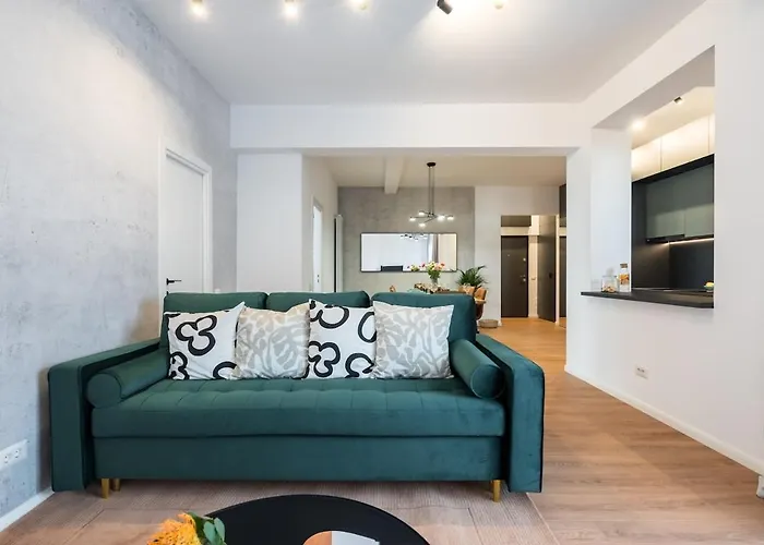 Amazing Terrace Superb 3br Flat - Location *