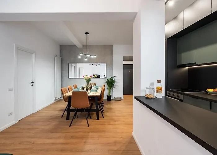 Amazing Terrace Superb 3br Flat - Location Апартаменти