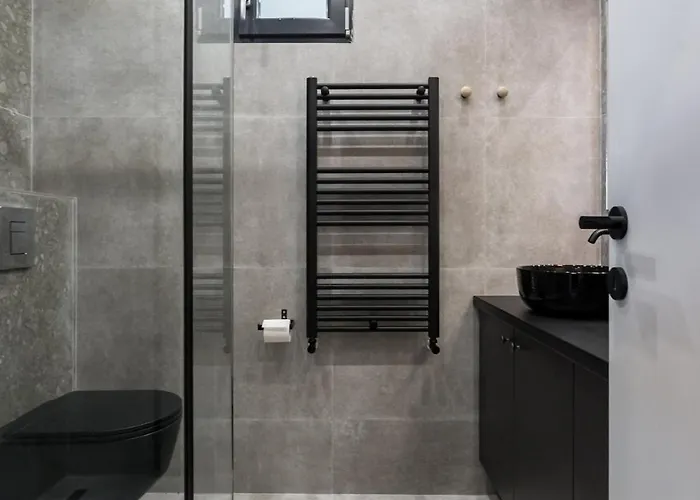 Amazing Terrace Superb 3br Flat - Location