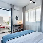 Apartman Amazing Terrace Superb 3br Flat - Location *