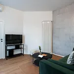 Apartman Amazing Terrace Superb 3br Flat - Location
