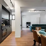 Amazing Terrace Superb 3br Flat - Location Apartman
