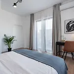 Apartman Amazing Terrace Superb 3br Flat - Location Bukarest
