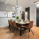 Amazing Terrace Superb 3br Flat - Location Bukarest