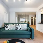 Amazing Terrace Superb 3br Flat - Location *