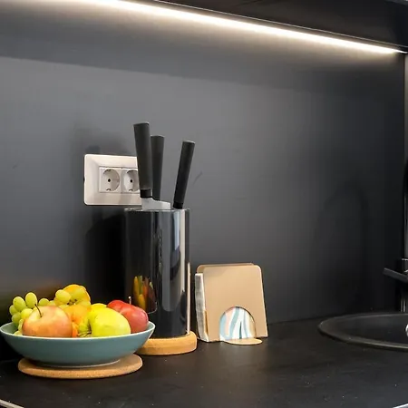 דירה Amazing Terrace Superb 3br Flat - Location *